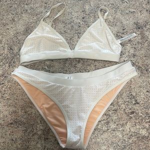White detailed bikini